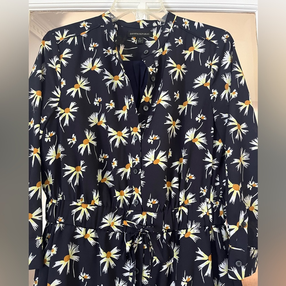Banana Republic-Navy Floral Dress- size Small